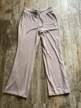 TRUTH BY REPUBLIC Wide Leg Velour Style Beige Pants Women’s Medium